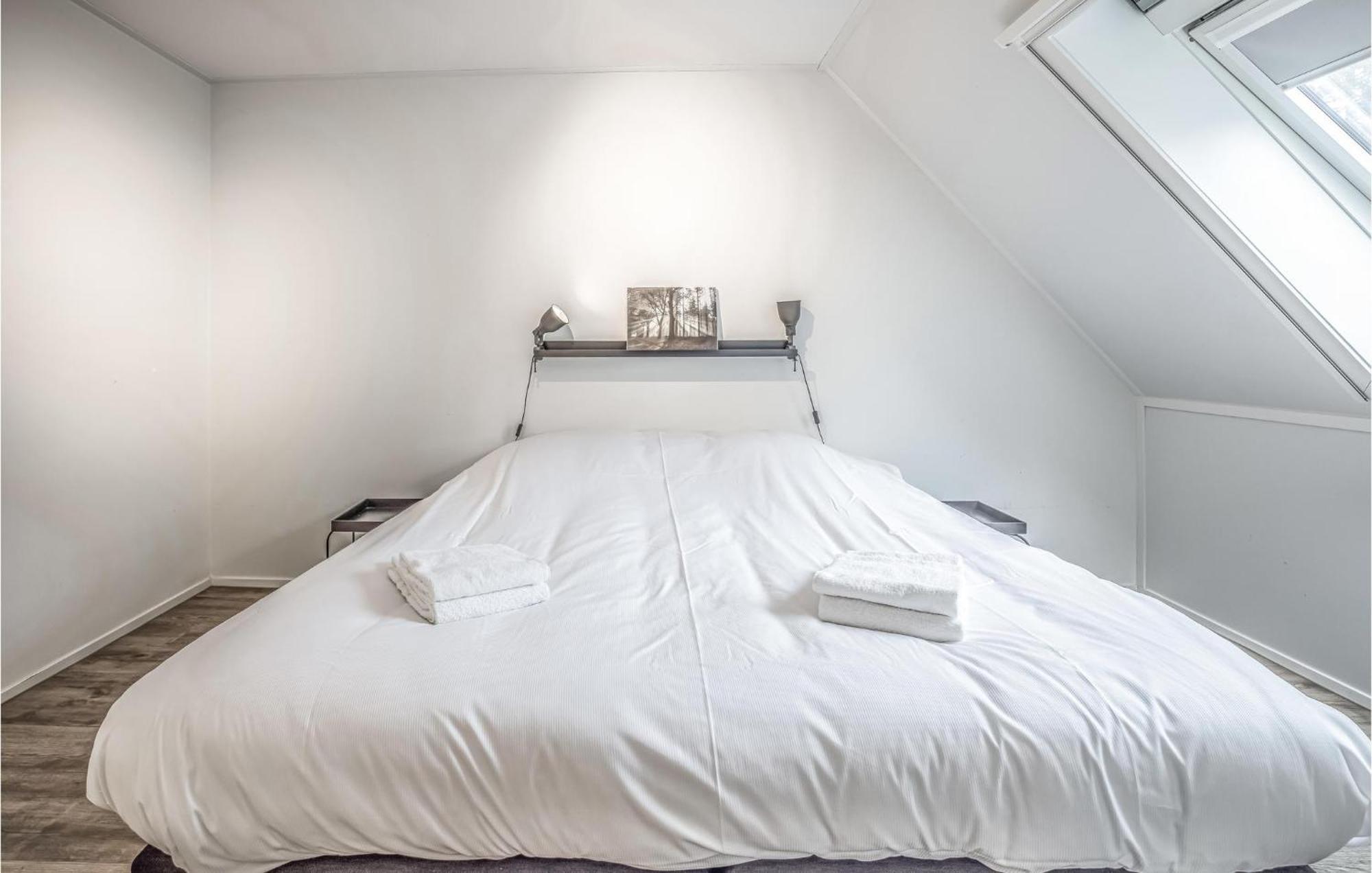 Amazing Home In Rijssen With Wifi Экстерьер фото