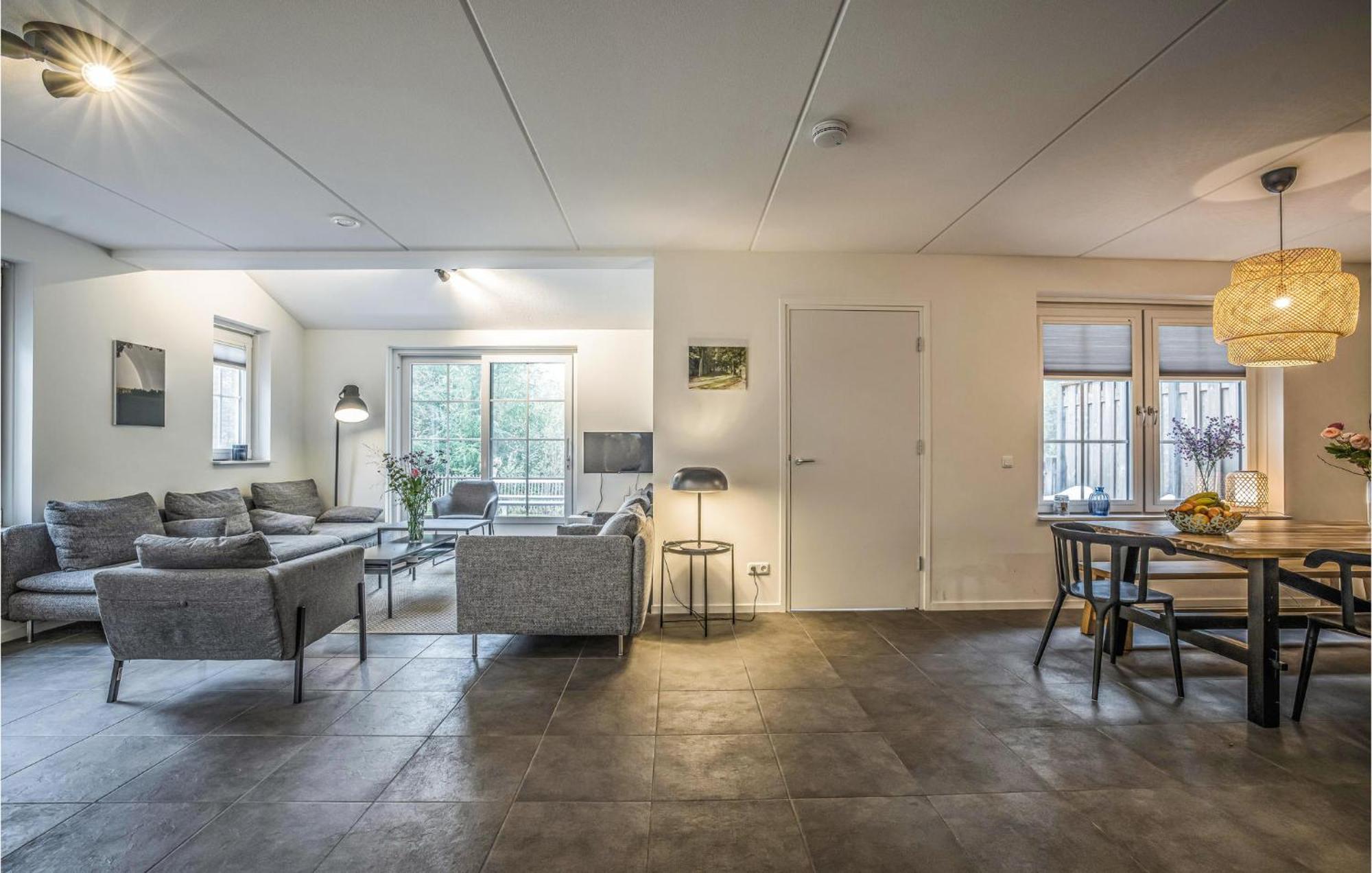 Amazing Home In Rijssen With Wifi Экстерьер фото