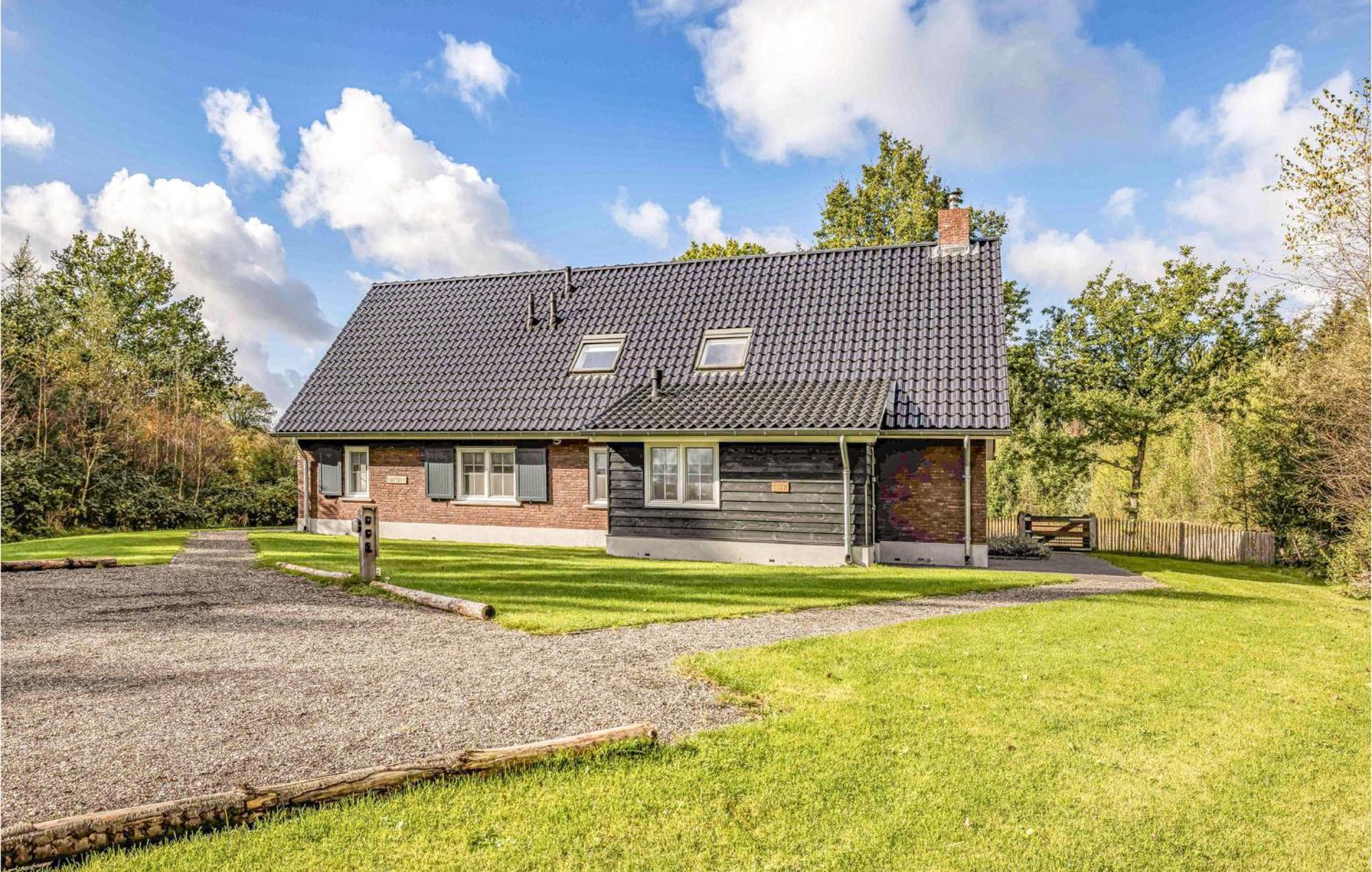 Amazing Home In Rijssen With Wifi Экстерьер фото
